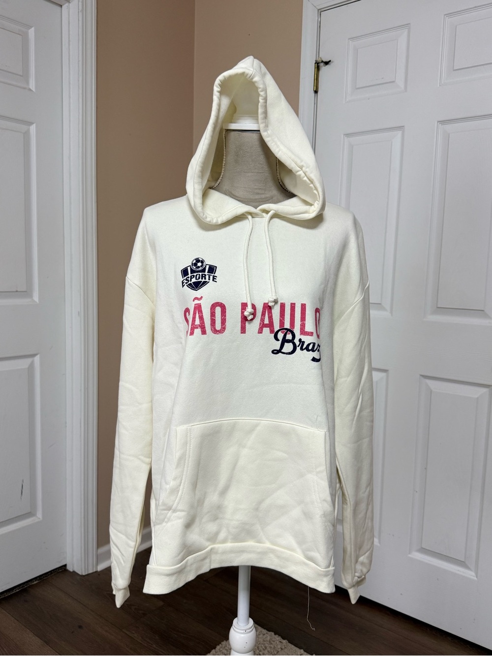 New women’s Rsq Sao Paulo Brazil Graphic pullover hoodie size XL